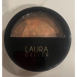 Laura Geller Baked Balance-N-Glow Illuminating Foundation Deep